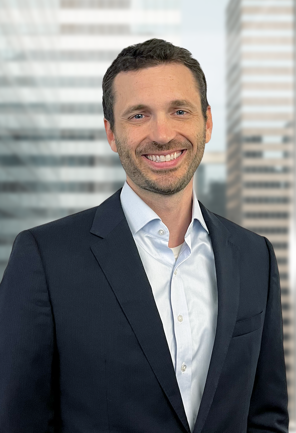 Logan Thompson headshot